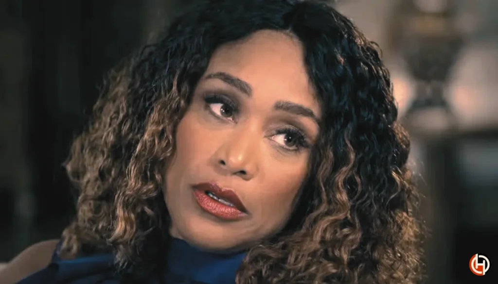 Tami Roman as London Duncan-Grant